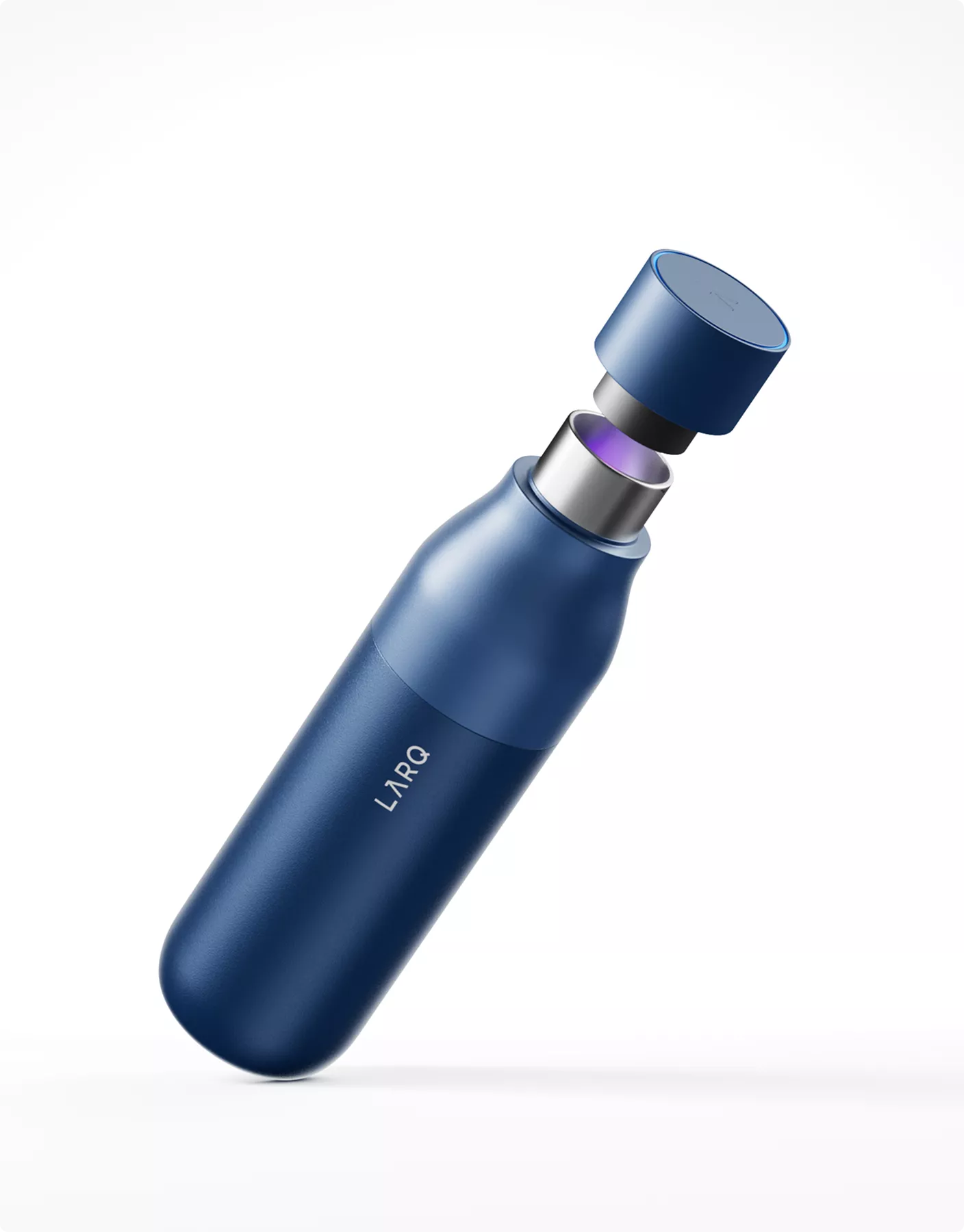 ¿Qué es un render? Tipos, usos, proceso y precio Qué es un render 3D: render de producto fotorrealista de una botella
